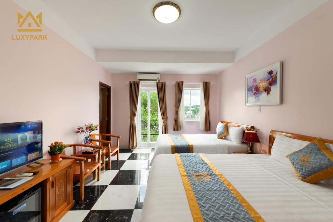 Luxy Park Hotel - Phu Quoc Centre Esterno foto