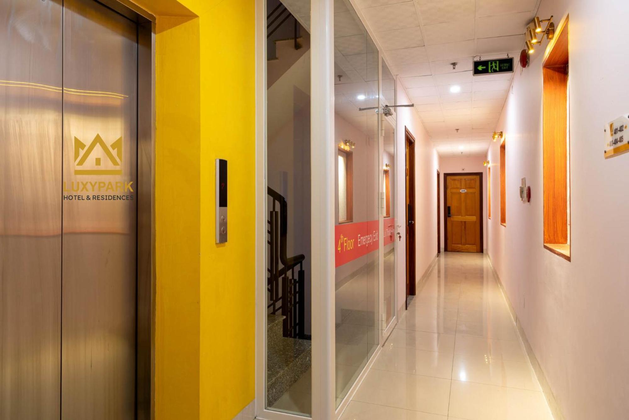 Luxy Park Hotel - Phu Quoc Centre Esterno foto