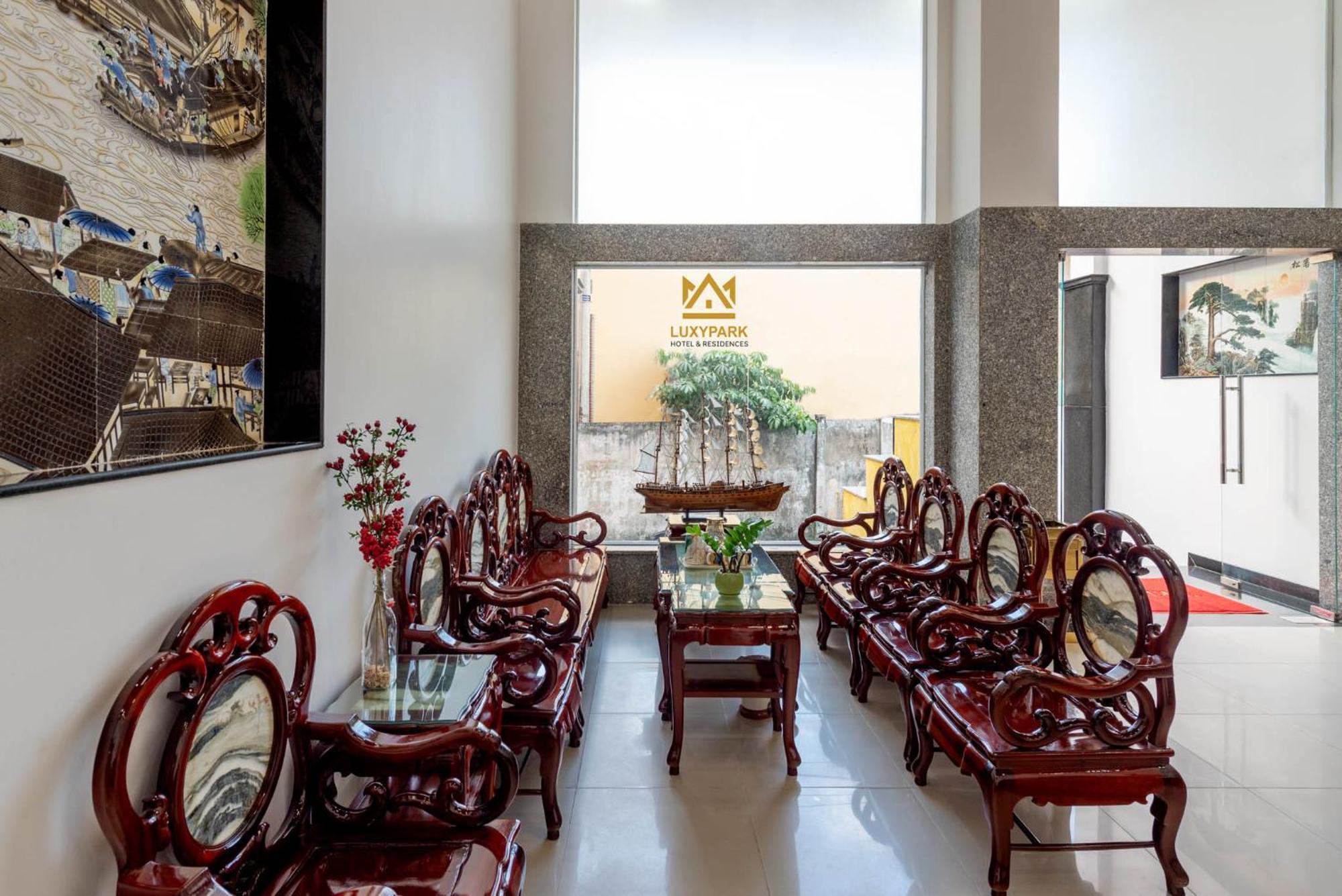 Luxy Park Hotel - Phu Quoc Centre Esterno foto